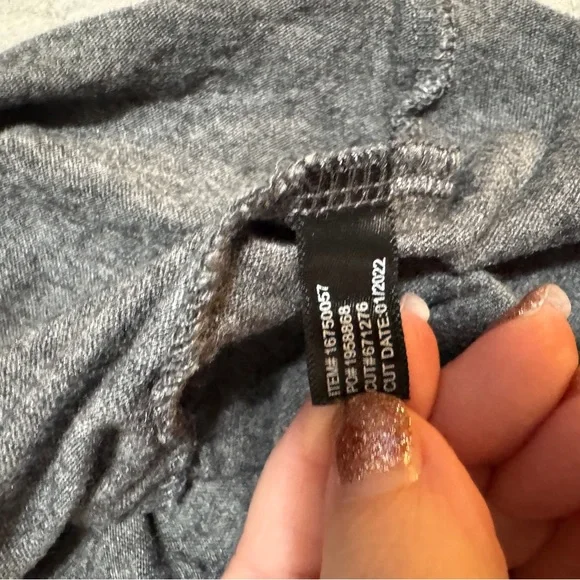 Torrid Active Graphic Tee – Size 1 - Picture 3 of 3